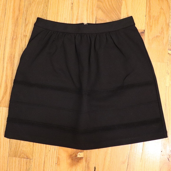 J.CREW CLASSIC BLACK MINI SKIRT - Picture 1 of 8